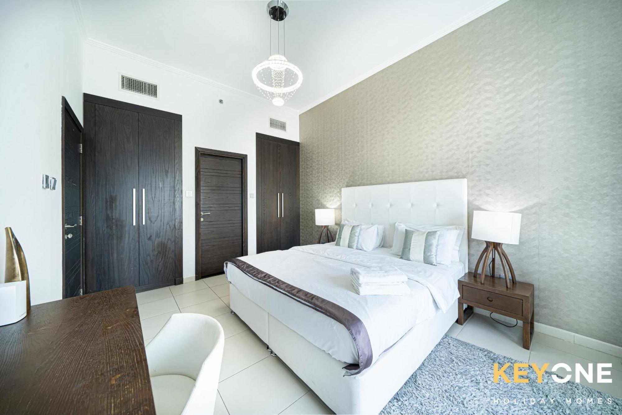 Lavish One Bedroom With Amazing Sun Deck & Pool Dubái Exterior foto